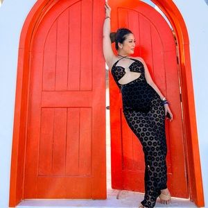 See through dress - under bottom is not included